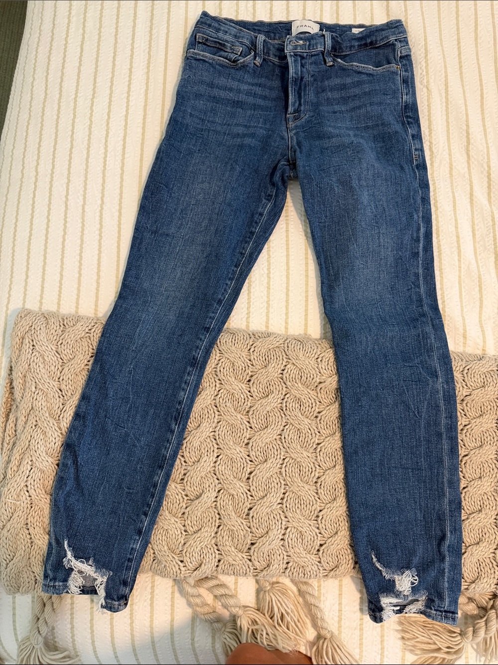 Frame Denim Blue Skinny Jeans with Hem Distress